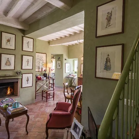 Ferienhaus Mit Privatpool Fuer 4 Personen Ca 120 Qm In Cegliolo, Trasimenischer See Holiday home *