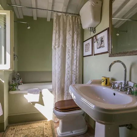 Ferienhaus Mit Privatpool Fuer 4 Personen Ca 120 Qm In Cegliolo, Trasimenischer See Holiday home Cortona