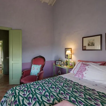Ferienhaus Mit Privatpool Fuer 4 Personen Ca 120 Qm In Cegliolo, Trasimenischer See Hébergement de vacances *